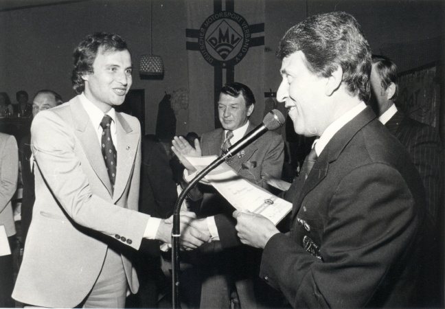 197712 Ehrung Dom Esch Hans Steinwartz.jpg